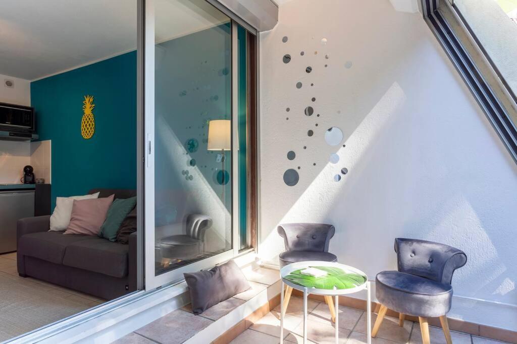 Chez Alexandra - Elegant Studio Avec Parking A Proximite Des Plages ลา กร็องเดอ-ม็อต ภายนอก รูปภาพ