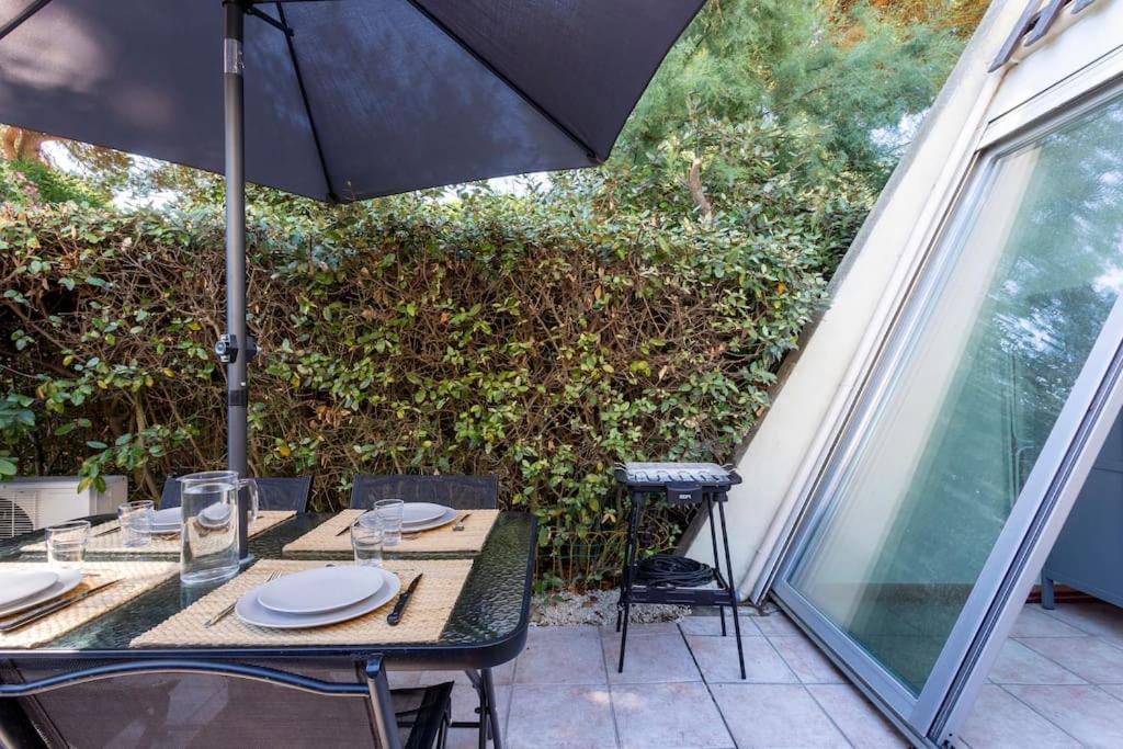 Chez Alexandra - Elegant Studio Avec Parking A Proximite Des Plages ลา กร็องเดอ-ม็อต ภายนอก รูปภาพ